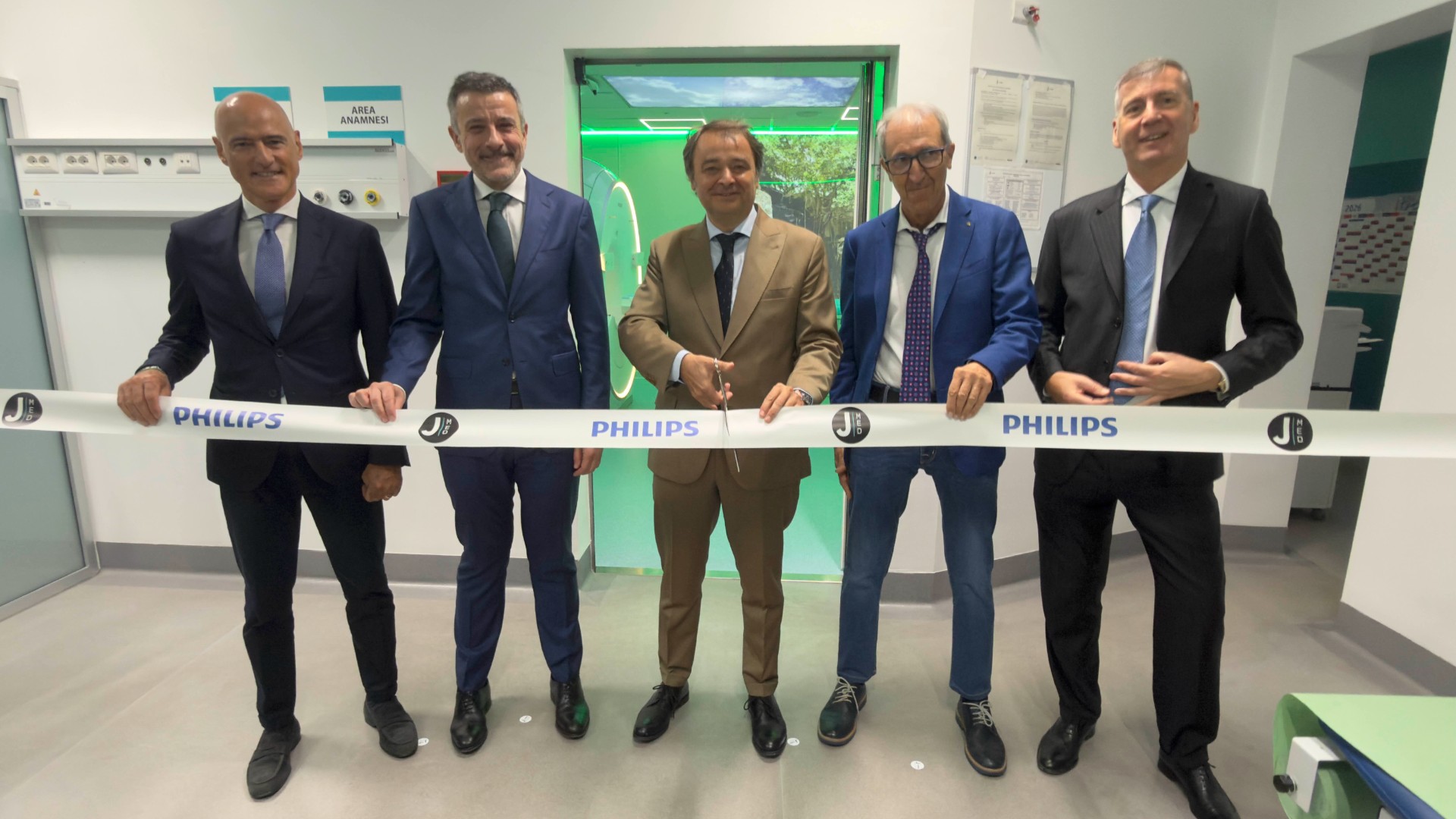 La diagnostica sostenibile scende in campo.In J|medical la prima risonanza magnetica Philips BlueSeal in Italia/